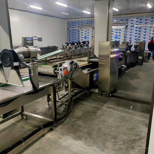 酱牛肉全套设备厂家与卤鸡鸭驴肉设备价格解析 聚焦山东潍坊佳品机械